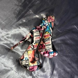 Magazine Heels! 👠